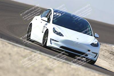 media/Nov-08-2025-Speed Ventures (Sat) [[1c7a6332f5]]/TC B/Session 2 (Turn 2)/